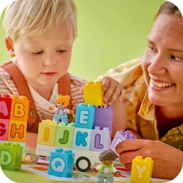 LEGO DUPLO Kasabası Alfabe Kamyonu Oyuncağı 10421-2 Yaş ve Üzeri Çocuklar için Eğitici Oyuncak Yapım Seti (36 Parça)