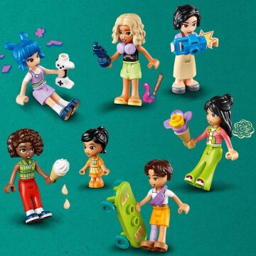 LEGO Friends Heartlake City Alışveriş Merkezi 42604-8 Yaş ve Üzeri Çocuklar için Sosyal Becerileri Geliştiren Yaratıcı Oyuncak Yapım Seti (1237 Parça)