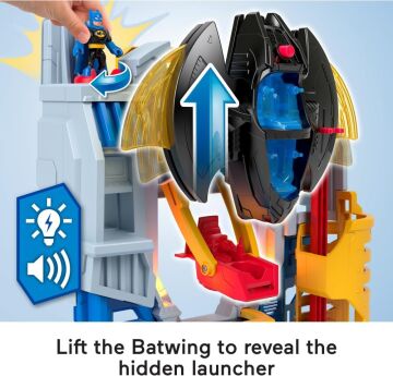 IMAGINEXT DC Super Friends - Batman ve Süpermen figürleri, Batwing uçağı ve itmek için Batcycle ile üstün merkez - 3 ila 8 yaş arası çocuklar için oyun seti, HNW08, Çok renkli
