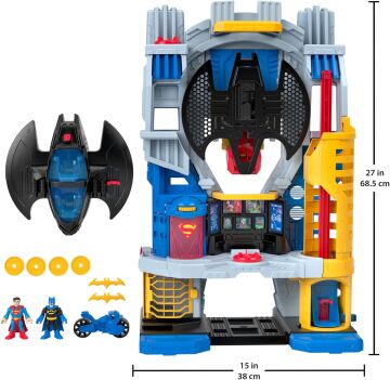 IMAGINEXT DC Super Friends - Batman ve Süpermen figürleri, Batwing uçağı ve itmek için Batcycle ile üstün merkez - 3 ila 8 yaş arası çocuklar için oyun seti, HNW08, Çok renkli