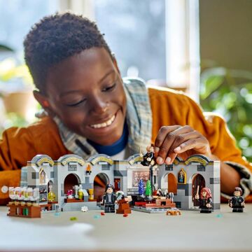 LEGO Harry Potter Hogwarts Şatosu: İksir Dersi 76431-8 Yaş ve Üzeri Çocuklar için Koleksiyonluk Yaratıcı Oyuncak Yapım Seti (397 Parça)