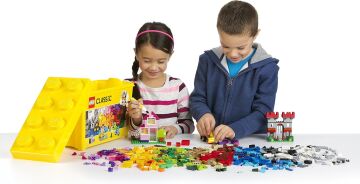 Classic LEGO 790 Pcs Large Creative Brick Box Building Toys
