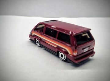 Hot Wheels Tekli Arabalar 1986 TOYOTA VAN HKK66