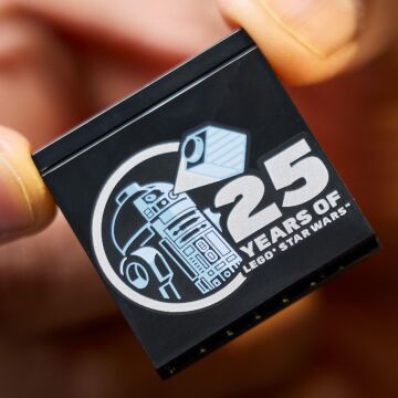 LEGO Star Wars: Gizli Tehlike Mos Espa Pod Yarışı Dioraması 75380 Star Wars Seven Yetişkinler için Koleksiyonluk Yaratıcı Model Yapım Seti (718 Parça)