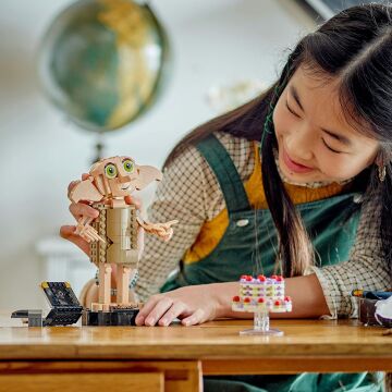 LEGO® Harry Potter™ Ev Cini Dobby™ 76421 Oyuncak Yapım Seti (403 Parça)