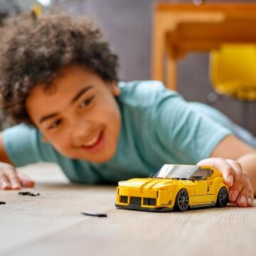 LEGO Speed Champions Toyota GR Supra 76901-7 Yaş ve Üzeri Araba Sevenler İçin Koleksiyonluk ve Sergilenebilir Yaratıcı Oyuncak Model Yapım Seti (299 Parça)