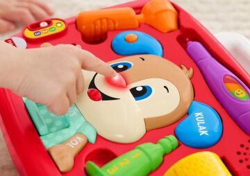 Fisher Price Köpekçik Doktorda Türkçe ve İngilizce FTC72