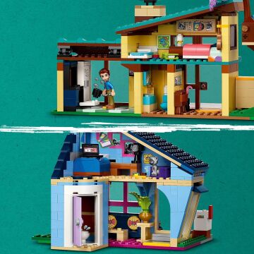 LEGO Friends Olly ve Paisley'nin Aile Evleri 42620-7 Yaş ve Üzeri Çocuklar için 5 Minifigür İçeren Yaratıcı Oyuncak Yapım Seti (1126 Parça)