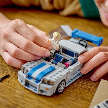 LEGO® Speed Champions Daha Hızlı Daha Öfkeli Nissan Skyline GT-R (R34) 76917 (319 Parça)