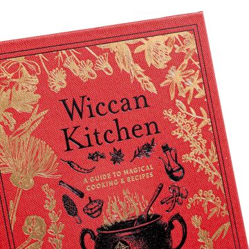 Wiccan Kitchen: A Guide to Magickal Cooking & Recipes