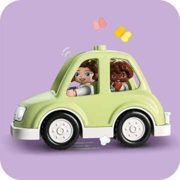 LEGO DUPLO Kasabası Tekerlekli Aile Evi 10986, 2 Yaş ve Üzeri için Oyuncak Yapım Seti (31 Parça)