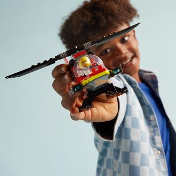 LEGO City İtfaiye Kurtarma Helikopteri 60411-5 Yaş ve Üzeri Çocuklar için Pilot Minifigürü İçeren Yaratıcı Oyuncak Yapım Seti (85 Parça)