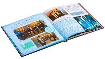 Harry Potter: Friends & Foes: A Movie Scrapbook