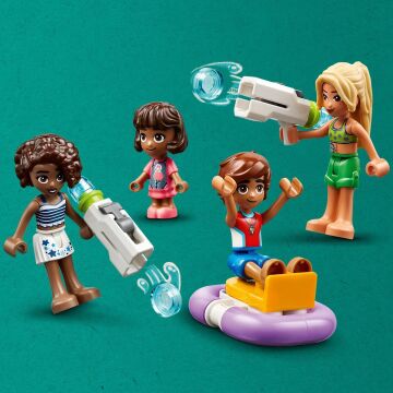 LEGO Friends Heartlake City Su Parkı 42630-8 Yaş ve Üzeri Çocuklar için Leo, Aliya ve Sara Minifigürü İçeren Yaratıcı Oyuncak Yapım Seti (814 Parça)