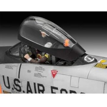 Revell 1:48 F-86D Dog Sabre Uçak VBU63832