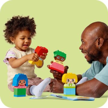LEGO DUPLO İlk Büyük Duygularım 10415-1 Buçuk Yaş ve Üzeri Çocuklar için Kişiselleştirilebilir Eğitici Oyuncak Yapım Seti (23 Parça)