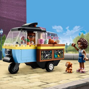 LEGO Friends Mobil Pastane 42606-6 Yaş ve Üzeri Çocuklar için Aliya Minifigürü İçeren Yaratıcı Oyuncak Yapım Seti (125 Parça)