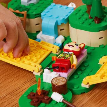 LEGO Animal Crossing Bunnie Açık Hava Aktivitelerinde 77047-6 Yaş ve Üzeri Çocuklar için Yaratıcı Oyuncak Yapım Seti (164 Parça)