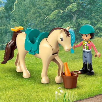 LEGO Friends At ve Midilli Römorku 42634-4 Yaş ve Üzeri Çocuklar için Liann ve Zoya Minifigürü İçeren Yaratıcı Oyuncak Yapım Seti (105 Parça)