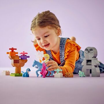 LEGO® DUPLO │ Disney Elsa ve Bruni Büyülü Ormanda 10418, 2 Yaş ve Üzeri Çocuklar için Elsa Mini Bebek Figürü İçeren Eğitici Oyuncak Yapım Seti, 31 Parça