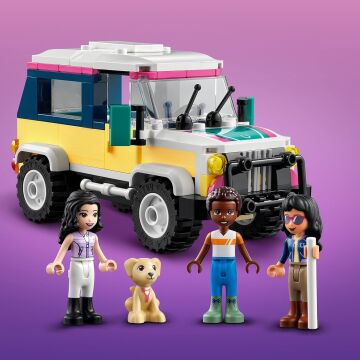 LEGO® Friends At Gösterisi Römorku 41722-8 Yaş ve Üzeri Çocuklar için At Binme Ekipmanı İçeren Oyuncak Yapım Seti (989 Parça)