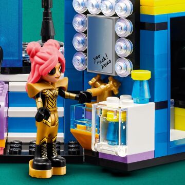 LEGO Friends Heartlake City Müzik Yarışması 42616-7 Yaş ve Üzeri Çocuklar için 4 Minifigür İçeren Yaratıcı Oyuncak Yapım Seti (669 Parça)