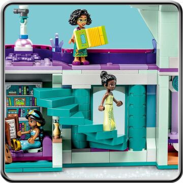LEGO® ǀ Disney Büyülü Ağaç Ev 43215 Oyuncak Yapım Seti (1016 Parça)