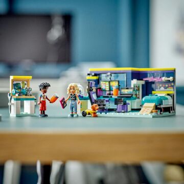 LEGO® Friends Nova'nın Odası 41755-6 Yaş ve Üzeri Çocuklar için 2 Mini Bebek (Nova ve Zac) İçeren Yaratıcı Oyuncak Yapım Seti (179 Parça)