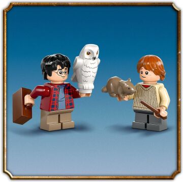 LEGO Harry Potter Uçan Ford Anglia 76424-7 Yaş ve Üzeri Harry Potter Hayranları için Harry Potter ve Ron Weasley Minifigürü İçeren Koleksiyonluk Yaratıcı Oyuncak Yapım Seti (165 Parça)