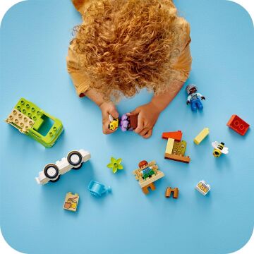 LEGO DUPLO Kasabası Arıların ve Arı Kovanlarının Bakımı 10419-2 Yaş ve Üzeri Çocuklar için Eğitici Oyuncak Yapım Seti (22 Parça)