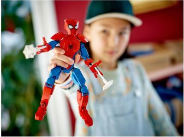 LEGO® Marvel Örümcek Adam Figürü 76226 – 8 Yaş ve Üzeri Çocuklara Oynamak ve Sergilemek için Gerçekçi bir Model Yapım Seti (258 Parça)