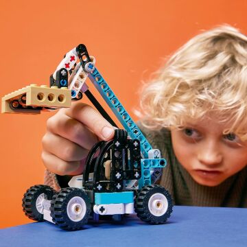LEGO® Technic Teleskopik Yükleyici 42133 – 7 Yaş ve Üzeri Araçları Seven Çocuklar İçin 2’si 1 Arada Yaratıcı Oyuncak Model Yapım Seti (143 Parça)