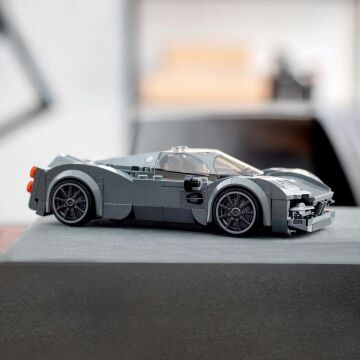 LEGO Speed Champions Pagani Utopia 76915-9 Yaş ve Üzeri Çocuklar İçin Hiper Araba Modeli İçeren Koleksiyonluk ve Sergilenebilir Yaratıcı Oyuncak Model Yapım Seti (249 Parça)
