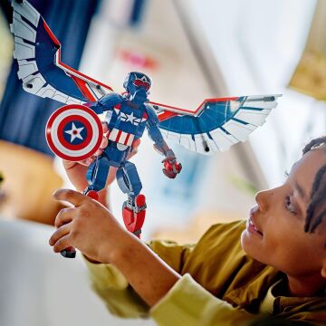LEGO Marvel Yeni Kaptan Amerika Yapım Figürü 76296 8 Yaş ve Üzeri Süper Kahraman Seven Çocuklar için Koleksiyonluk Yaratıcı Oyuncak Yapım Seti (359 Parça)